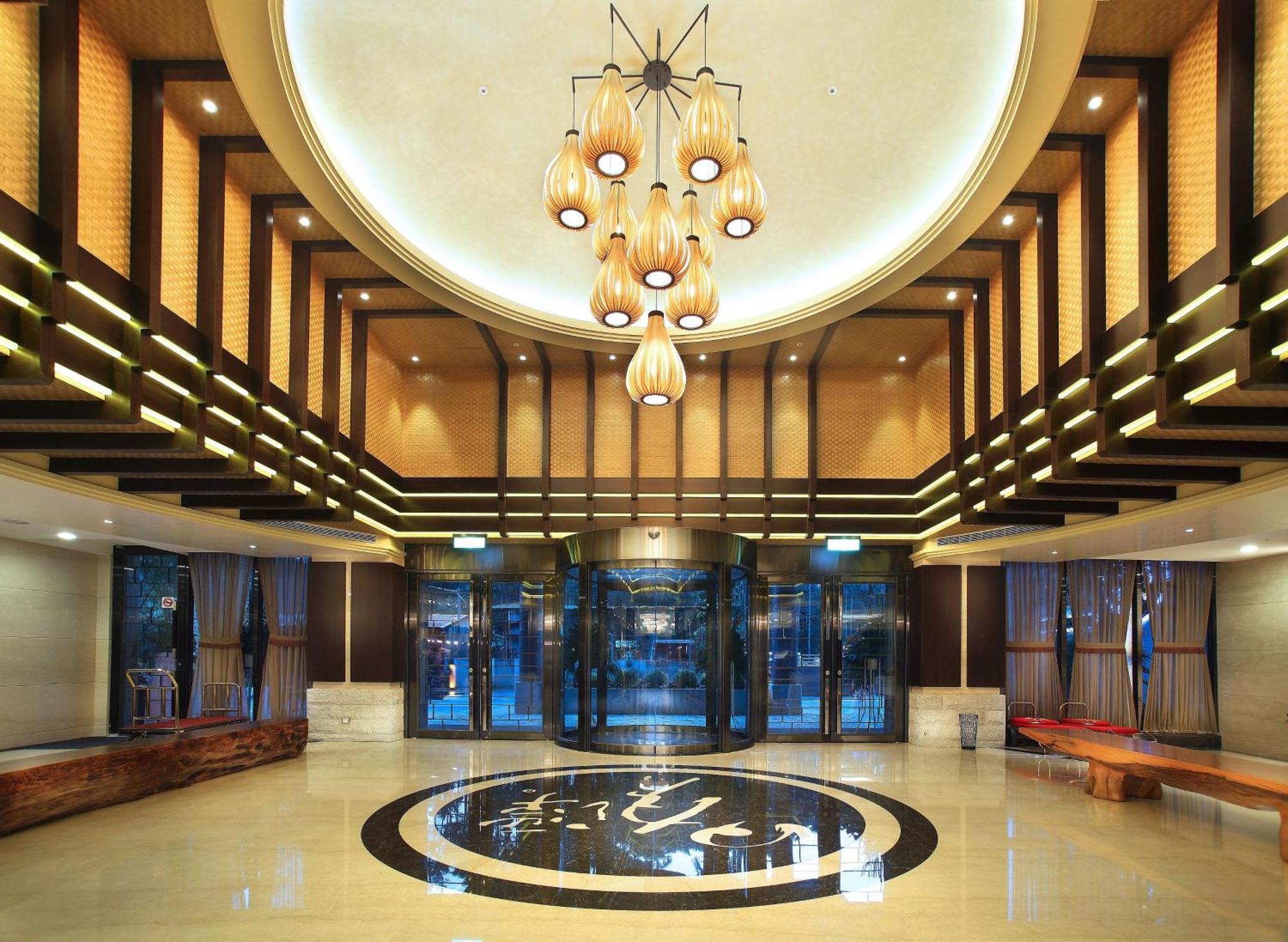 Sun Moon Lake Hotel Yuchi Exterior foto