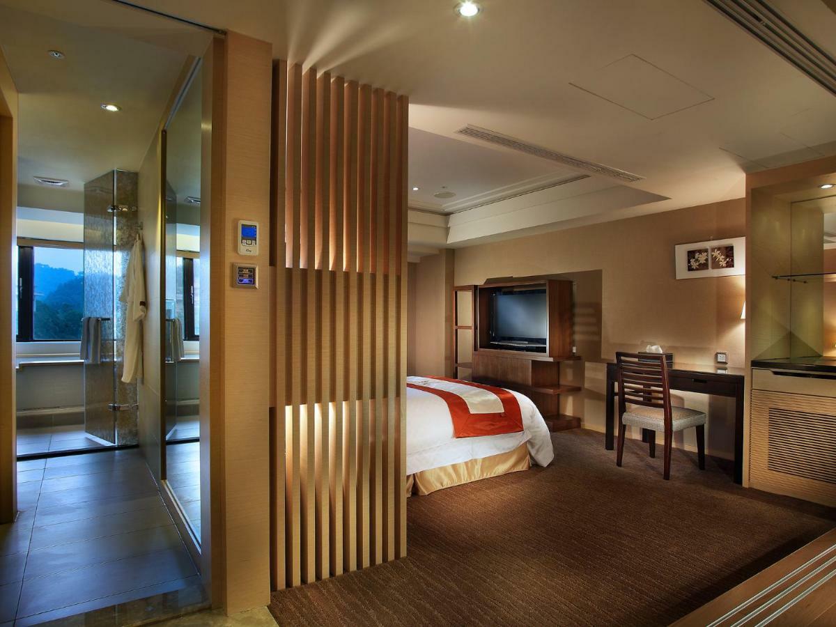 Sun Moon Lake Hotel Yuchi Exterior foto